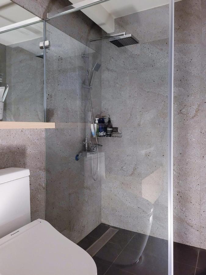 Toucheng Happyhouse頭城黑皮家 附早餐 Appartement Buitenkant foto