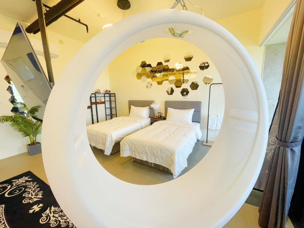 Toucheng Happyhouse頭城黑皮家 附早餐 Appartement Buitenkant foto