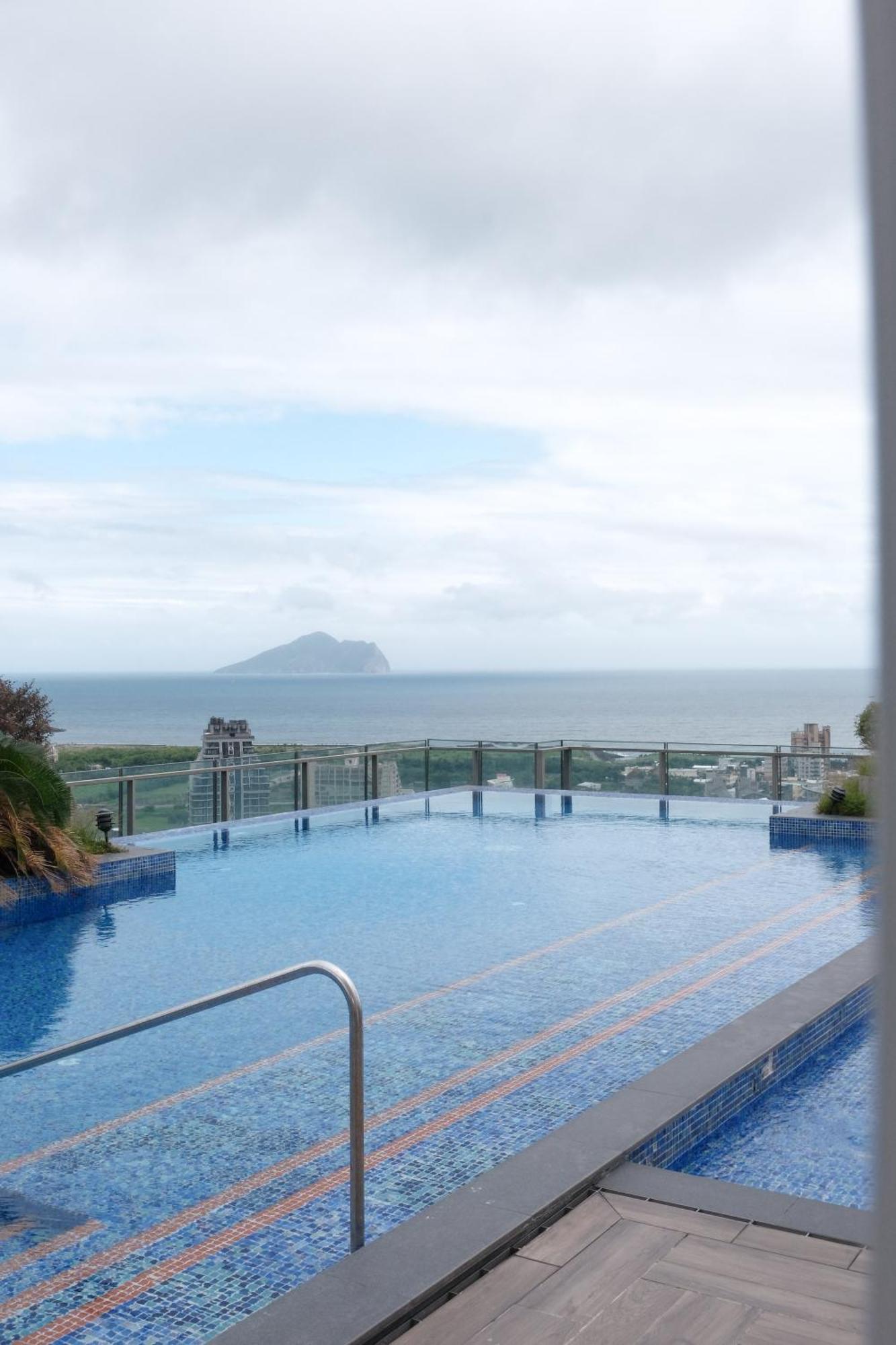Toucheng Happyhouse頭城黑皮家 附早餐 Appartement Buitenkant foto